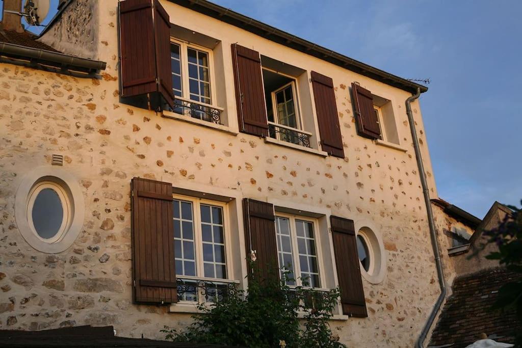 Le Nid De Rochefort Esterno foto
